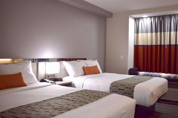 Microtel Inn & Suites by Wyndham Raleigh image 21